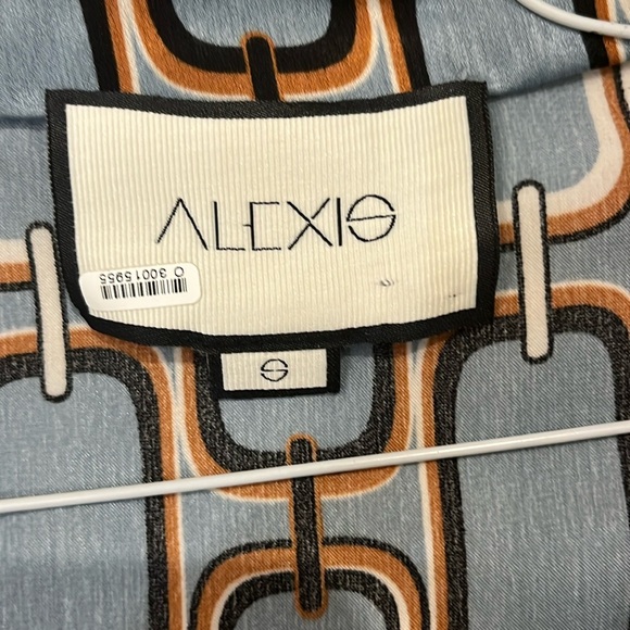 Alexis Blouse - Picture 2 of 3